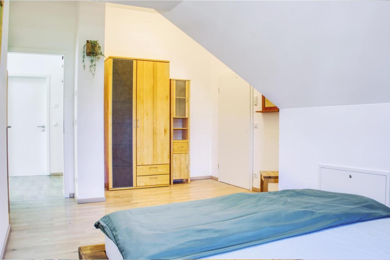 Luxus Apartment! Kueche, Balkon, Netflix, Parkplatz - 8 Personen Ilmmunster Екстериор снимка